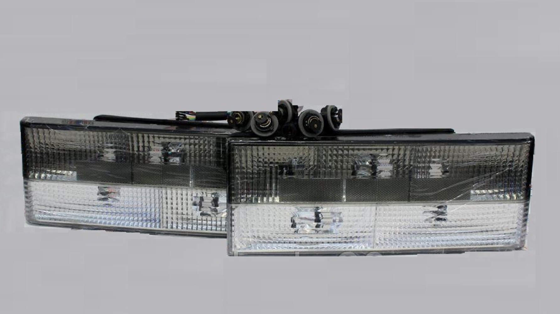 Задние фонари с серой полосой для ВАЗ 2108-14