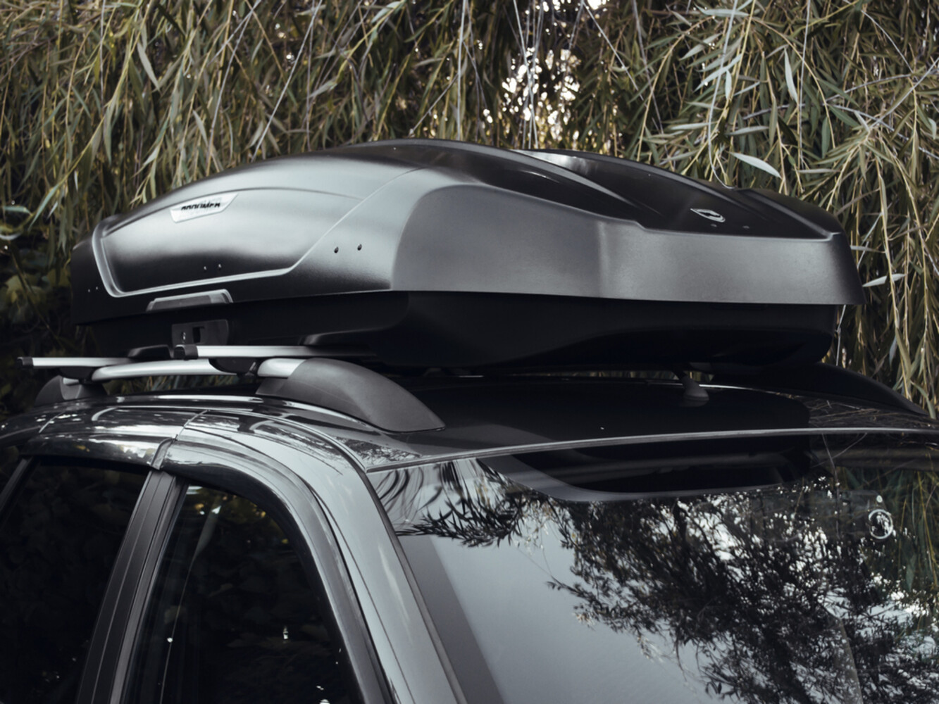 Автобокс Broomer Venture L (430 л.)  АБС, текстурный пластик Цвет: Серый